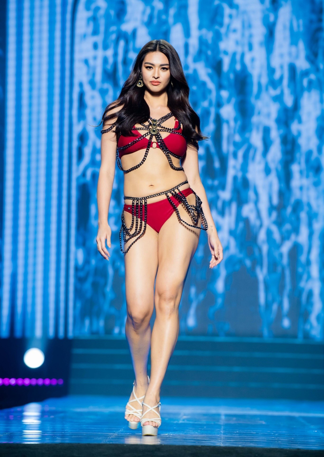 Anchilee - Hoa hậu ngoại cỡ đầu tiên tại Thái 4 Anchilee là ai