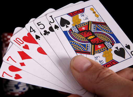 Hướng Dẫn Cách Chơi Game Bài Tá Lả Đổi Thưởng Vô Cùng Hấp Dẫn 5 bi kip bo tui hay trong choi phom ta la 1