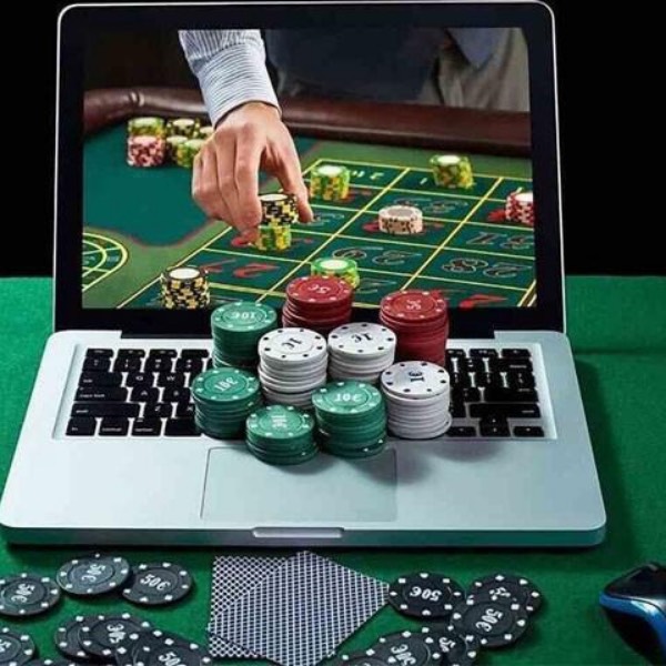 Những kinh nghiệm chơi casino online đánh bài dành cho người mới 5 z3246256313973 83685ebc649c4df98d5ad3799996bddb 3